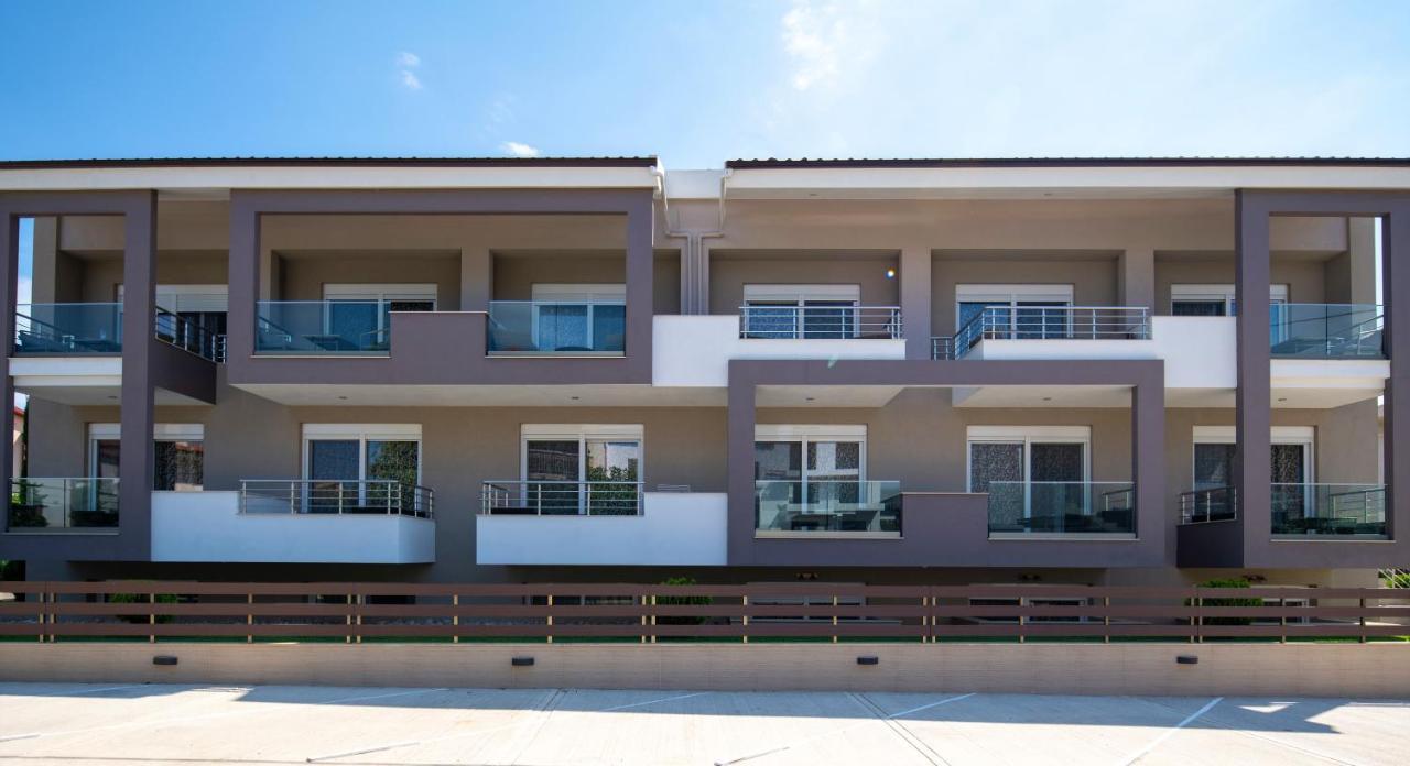 Sithonia Suites Luxury 2 Beds Studio, Semi-Ground Floor นิกิติ ภายนอก รูปภาพ